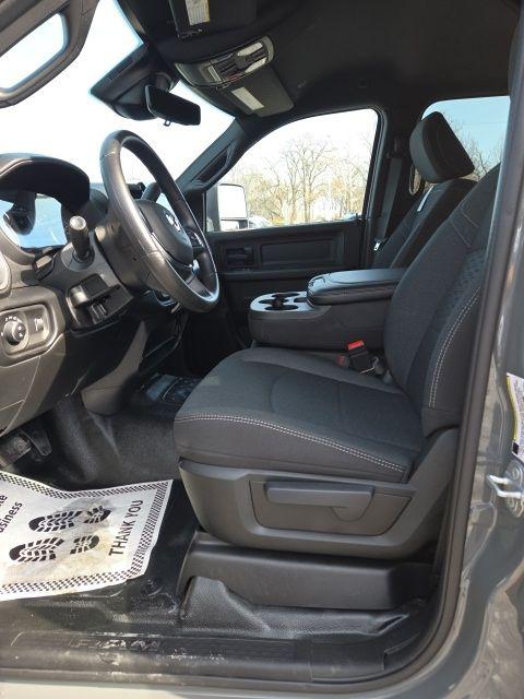 2026 Ram 3500 Tradesman/Big Horn