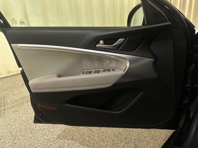 2023 Genesis G70 2.0T AWD