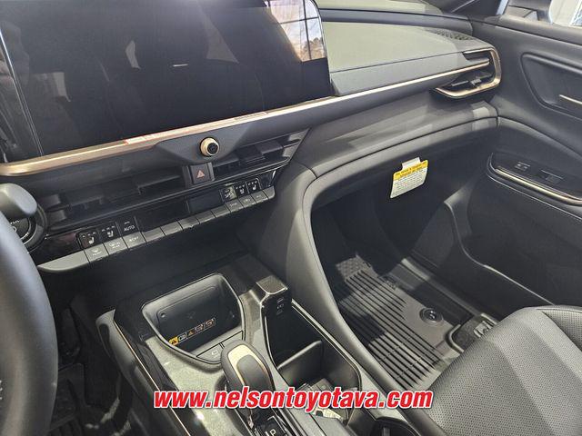 2025 Toyota Crown Signia Limited