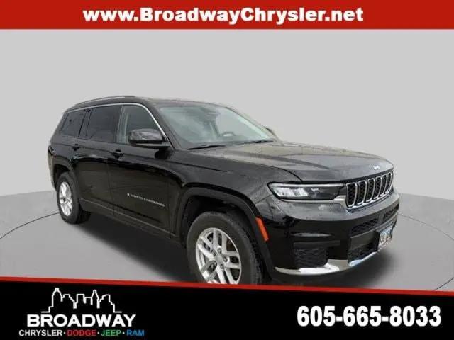 2023 Jeep Grand Cherokee L Laredo 4x4 for sale in Yankton, SD