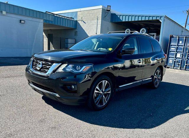 2020 Nissan Pathfinder Platinum 2WD