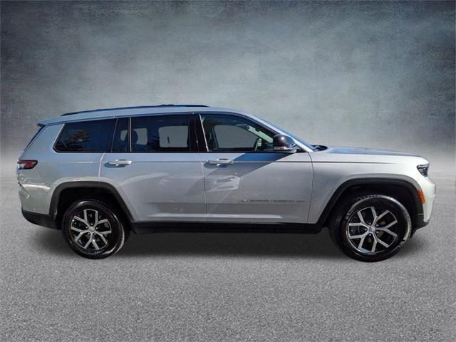 2023 Jeep Grand Cherokee L Limited 4x4 2023 Jeep Grand Cherokee L Limited 4x4