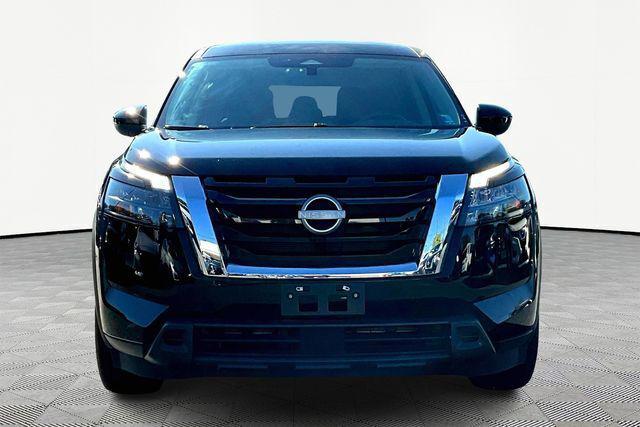 2024 Nissan Pathfinder S 4WD