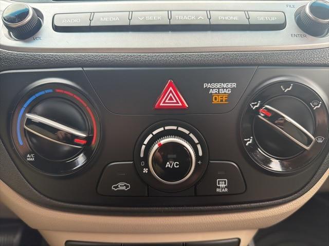 2020 Hyundai Accent SE