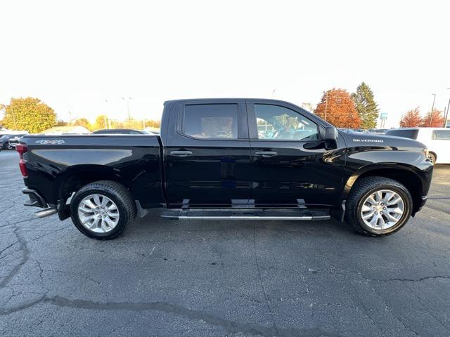 2020 Chevrolet Silverado 1500 4WD Crew Cab Short Bed Custom 2020 Chevrolet Silverado 1500 4WD Crew Cab Short Bed Custom