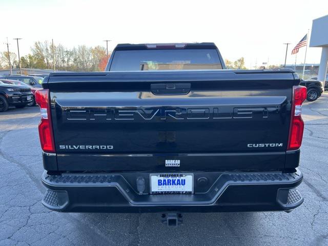 2020 Chevrolet Silverado 1500 4WD Crew Cab Short Bed Custom 2020 Chevrolet Silverado 1500 4WD Crew Cab Short Bed Custom