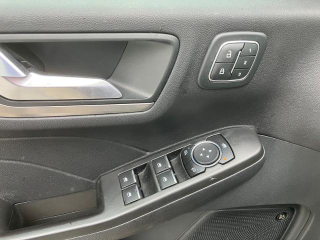 2021 Ford Escape Titanium