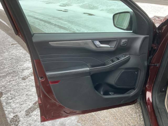 2021 Ford Escape Titanium