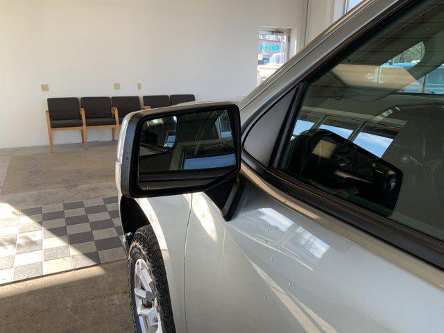 2023 Chevrolet Silverado 1500 4WD Crew Cab Standard Bed LT