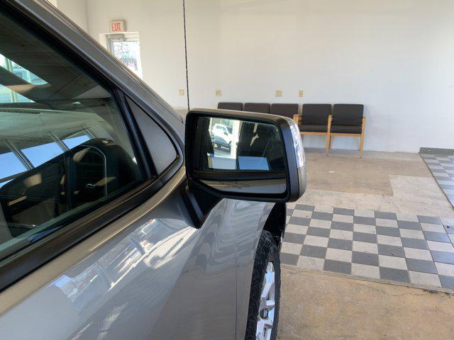 2023 Chevrolet Silverado 1500 4WD Crew Cab Standard Bed LT