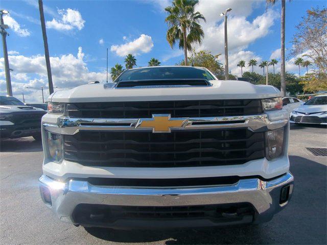 2024 Chevrolet Silverado 2500HD 4WD Crew Cab Standard Bed LT