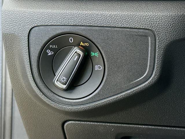 2021 Volkswagen Atlas 3.6 V6 SE w/ Technology
