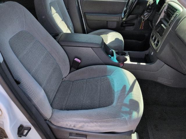 2005 Ford Explorer Unknown