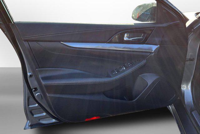 2023 Nissan Maxima SV Xtronic CVT