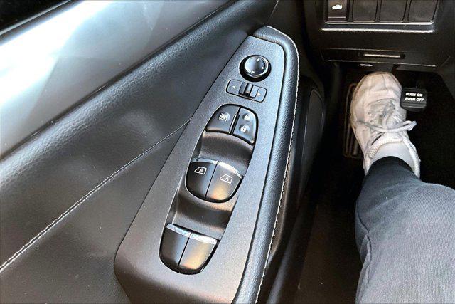 2023 Nissan Maxima SV Xtronic CVT