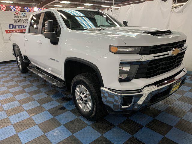 2024 Chevrolet Silverado 2500HD 4WD Crew Cab Standard Bed LT