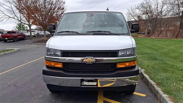 2024 Chevrolet Express Passenger RWD 3500 Extended Wheelbase LT