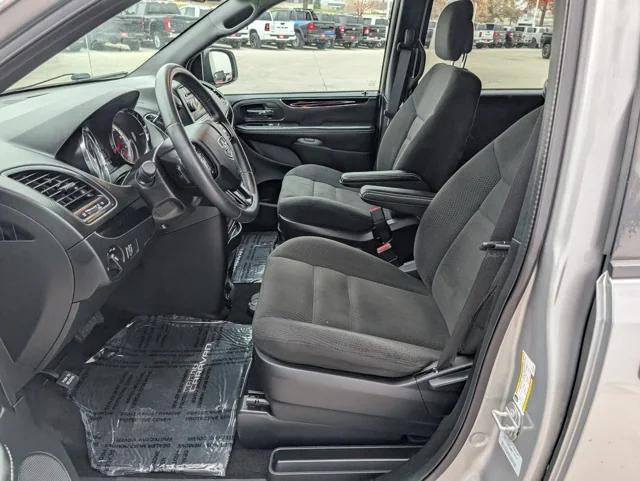 2017 Dodge Grand Caravan SE Plus 2017 Dodge Grand Caravan SE Plus