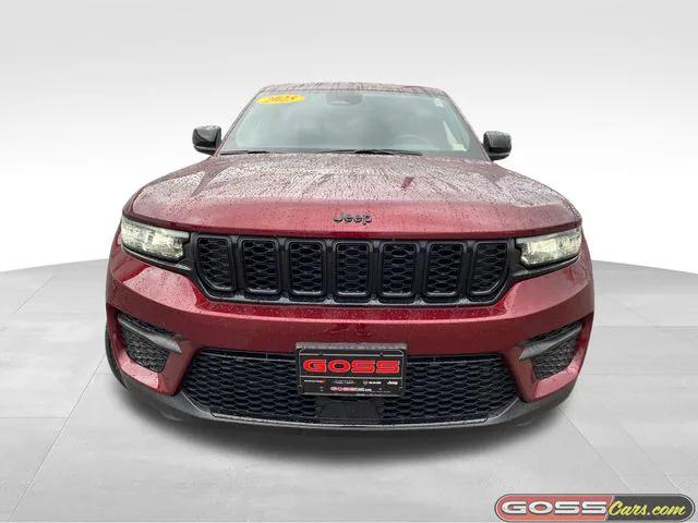 2025 Jeep Grand Cherokee Altitude X 4x4