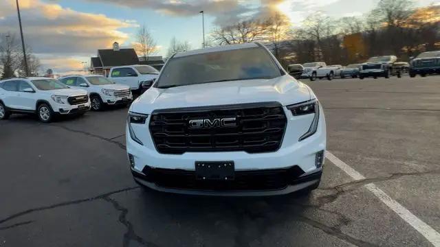 2026 GMC Acadia Elevation AWD