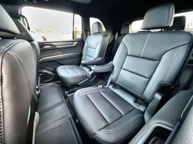 2026 GMC Acadia Elevation AWD