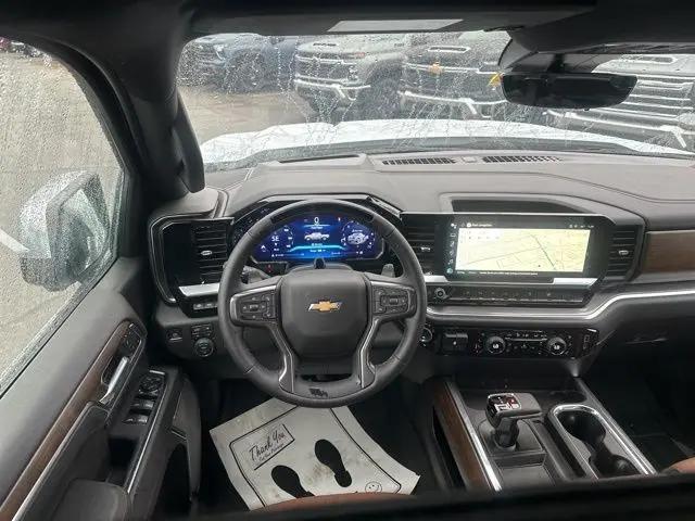 2026 Chevrolet Silverado 1500 4WD Crew Cab Short Bed High Country