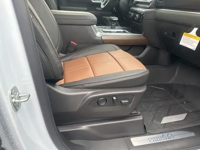 2026 Chevrolet Silverado 1500 4WD Crew Cab Short Bed High Country