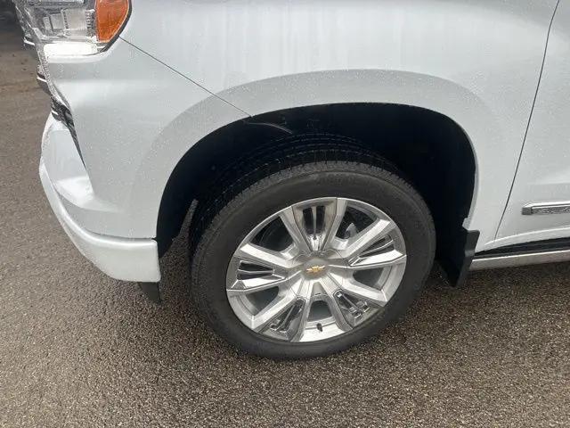 2026 Chevrolet Silverado 1500 4WD Crew Cab Short Bed High Country