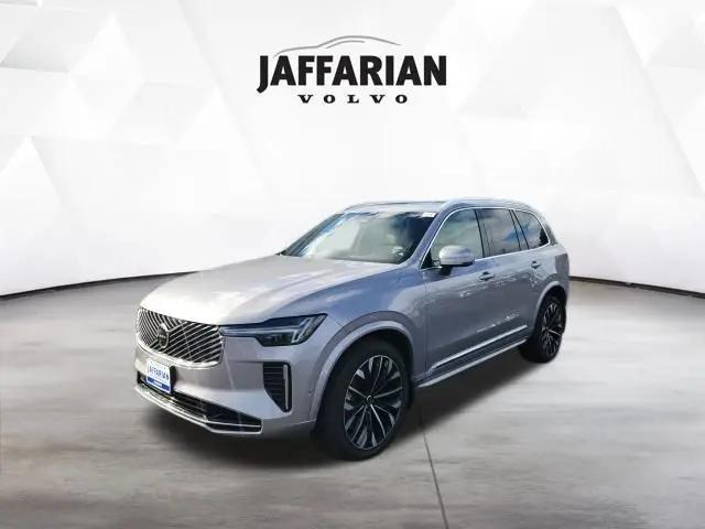 2026 Volvo XC90 Plus, B5 AWD Gas (mild hybrid), Gasoline, Bright, 7 Seats