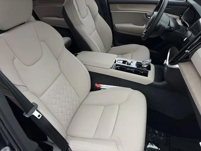2026 Volvo XC90 Plus, B6 AWD Gas (mild hybrid), Gasoline, Bright, 7 Seats