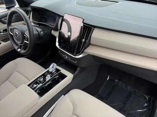2026 Volvo XC90 Plus, B6 AWD Gas (mild hybrid), Gasoline, Bright, 7 Seats