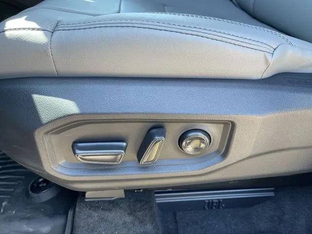 2026 Toyota Tundra Limited CrewMax 6.4' Bed