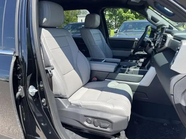 2026 Toyota Tundra Limited CrewMax 6.4' Bed