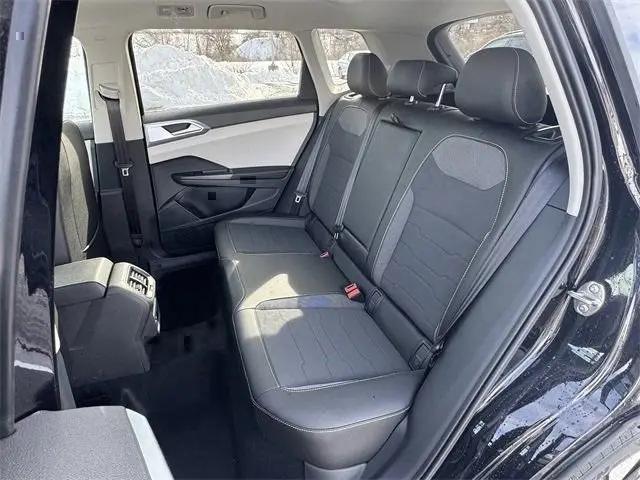 2026 Volkswagen Taos SE