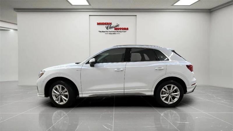 2025 Audi Q3 Premium 45 TFSI S line quattro Tiptronic