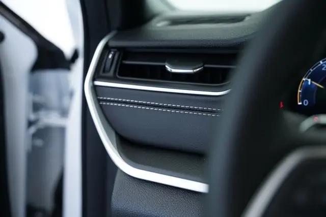 2025 Jeep Grand Cherokee Altitude X 4x4