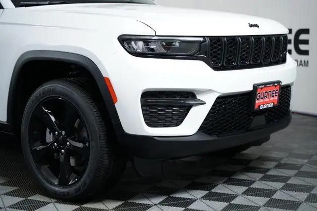 2025 Jeep Grand Cherokee Altitude X 4x4