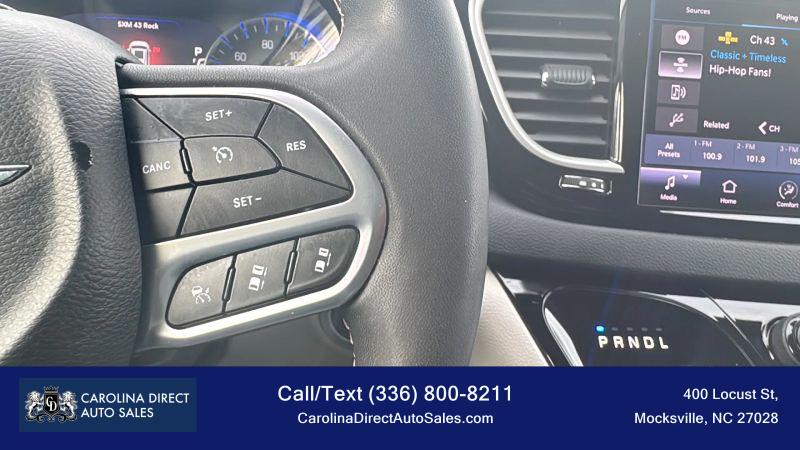 2022 Chrysler Pacifica Touring L