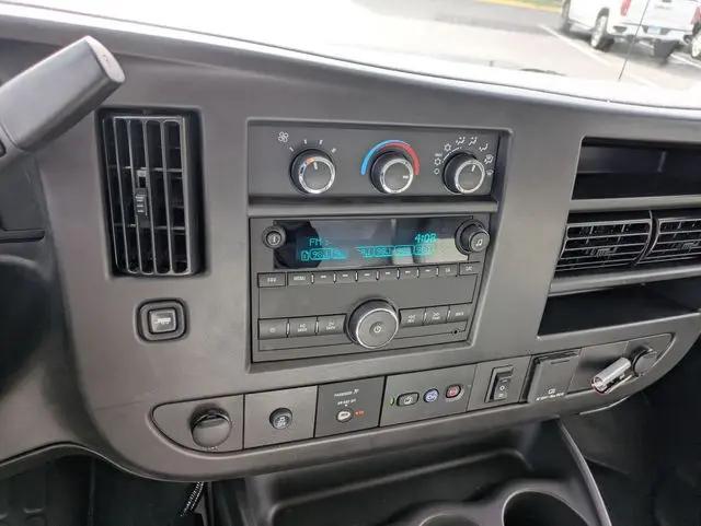 2025 GMC Savana Cutaway 4500 Van