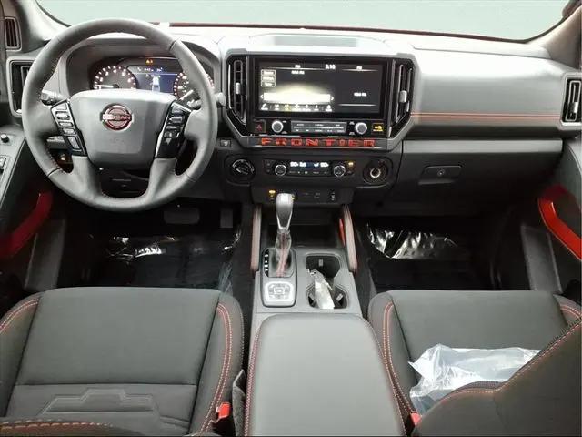 2026 Nissan Frontier Crew Cab PRO-4X 4x4