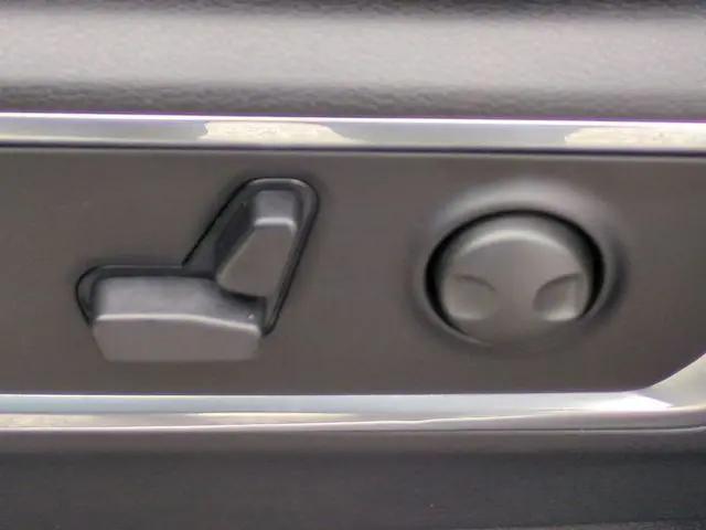 2026 Ram 1500 Laramie Crew Cab 4x4 57 Box