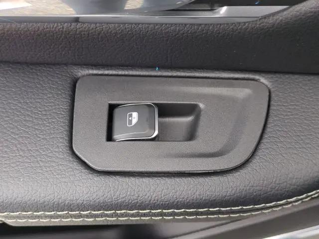 2026 Ram 1500 Laramie Crew Cab 4x4 57 Box