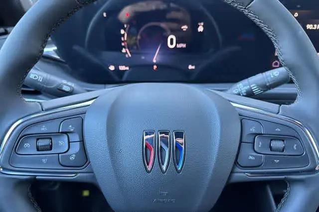 2026 Buick NV Preferred FWD