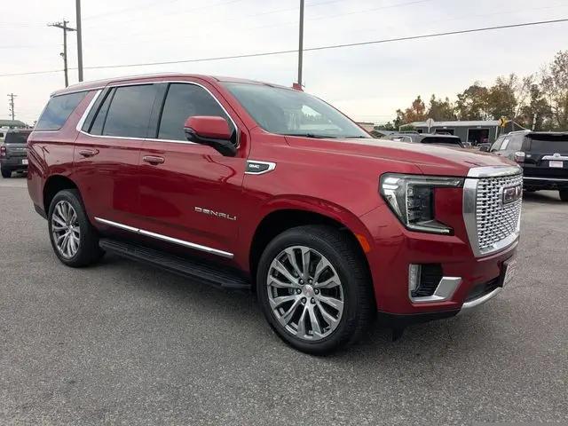 2022 GMC Yukon 4WD Denali