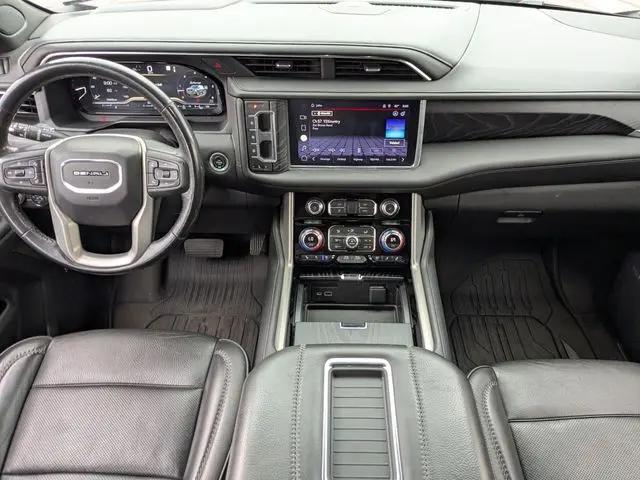 2022 GMC Yukon 4WD Denali
