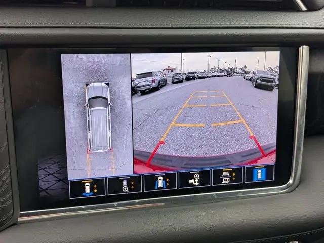 2022 GMC Yukon 4WD Denali
