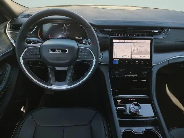 2025 Jeep Grand Cherokee L Limited 4x4