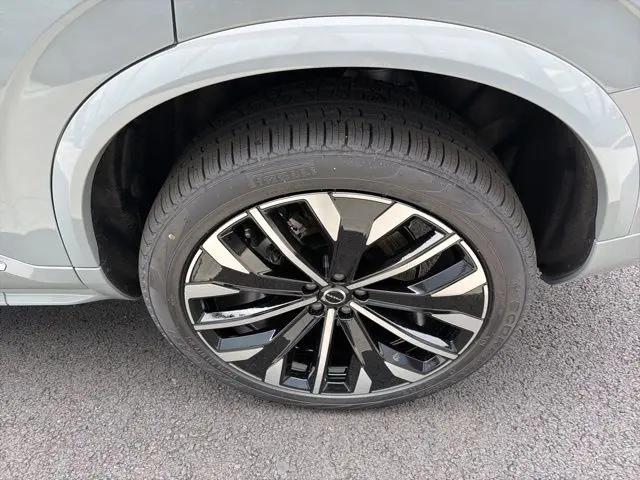 2026 Volvo XC90 Plus, B6 AWD Gas (mild hybrid), Gasoline, Bright, 7 Seats
