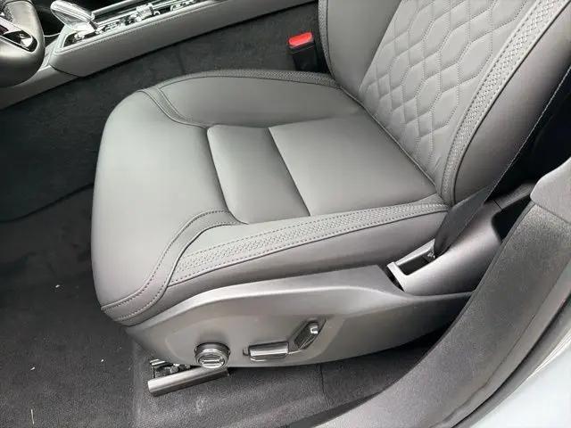 2026 Volvo XC90 Plus, B6 AWD Gas (mild hybrid), Gasoline, Bright, 7 Seats