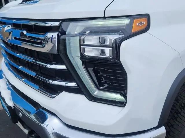 2026 Chevrolet Silverado 2500HD Crew Cab, Long Bed, LTZ, 4WD